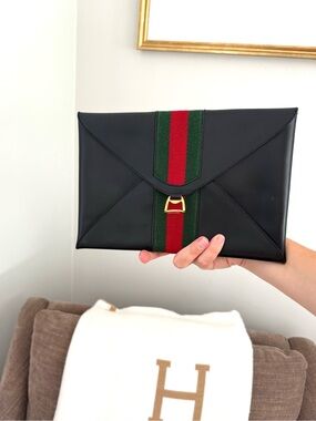 Authentic Gucci vintage black leather clutch bag red green accents